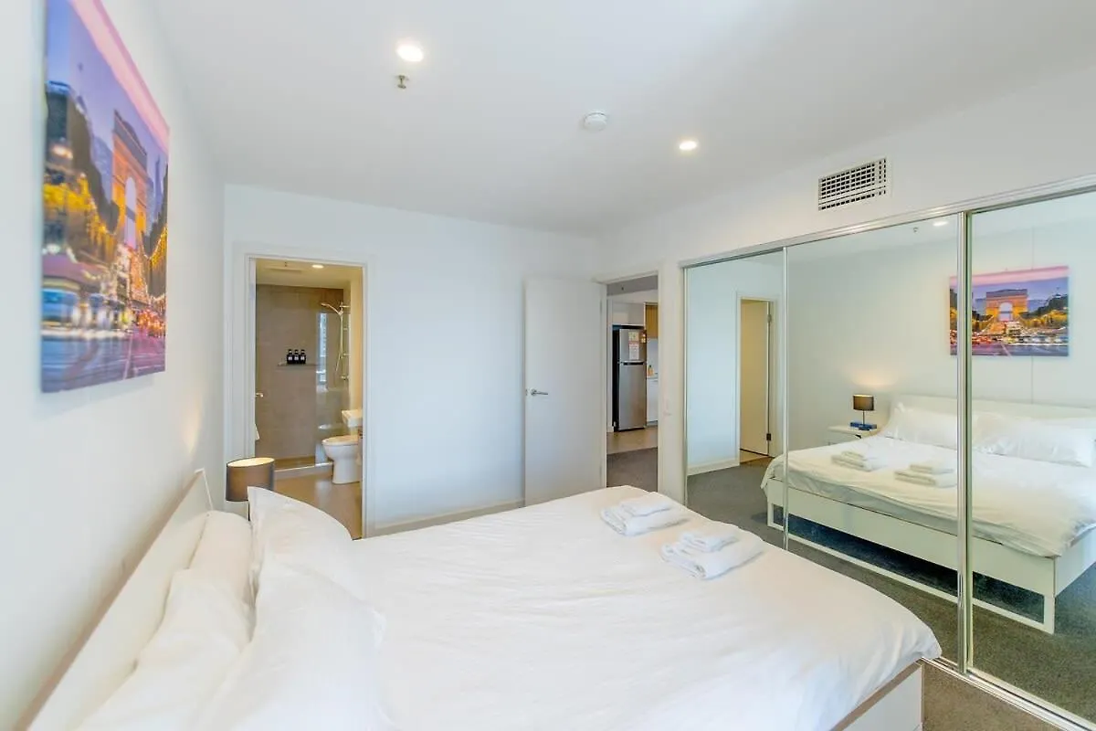 Walk To Central Market Parking Gym&Pool City View Adelaide