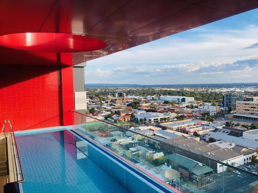 Apartment Walk To Central Market Parking Gym&Pool City View Adelaide