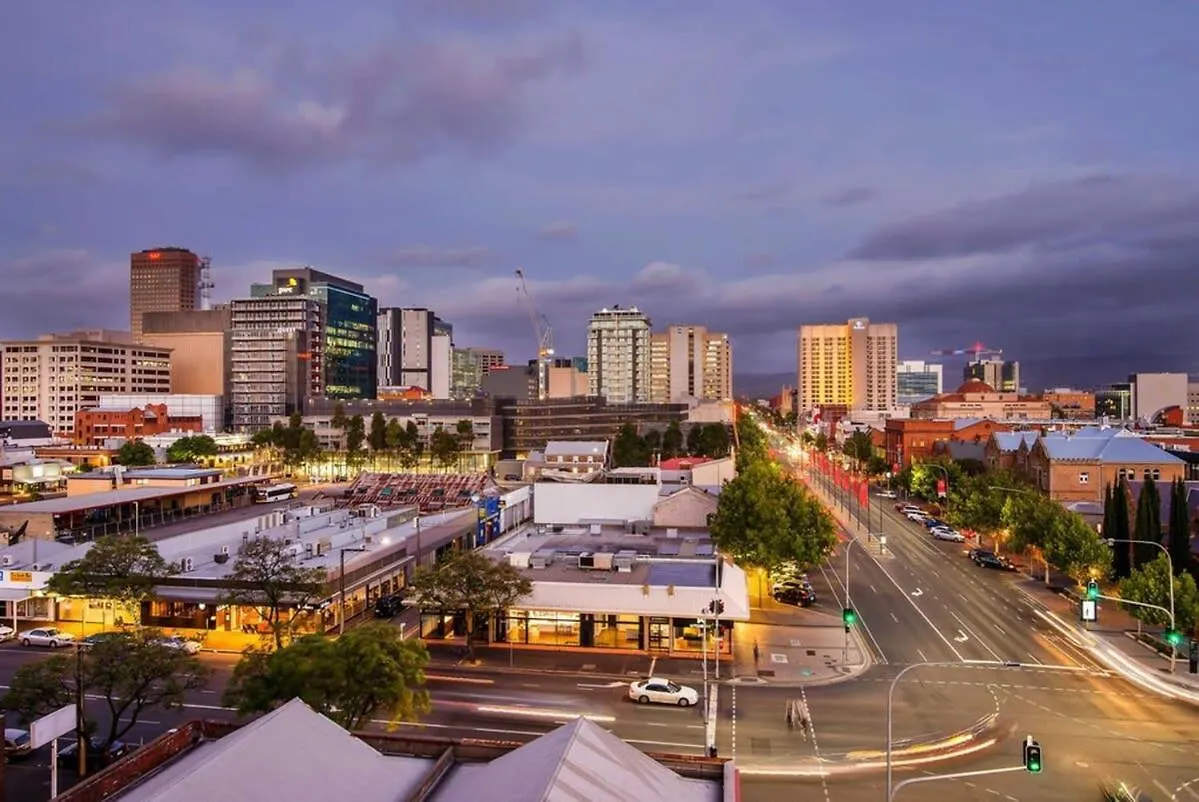 Apartment Walk To Central Market Parking Gym&Pool City View Adelaide