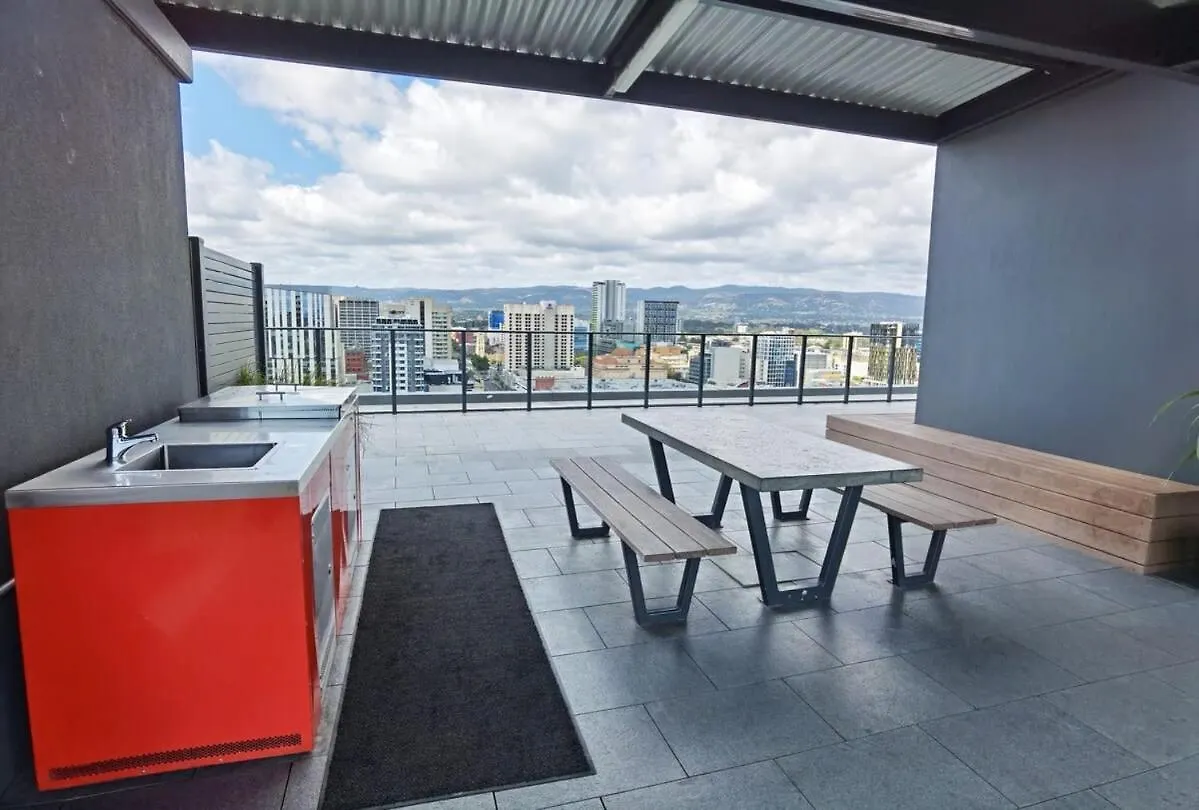 Walk To Central Market Parking Gym&Pool City View Adelaide