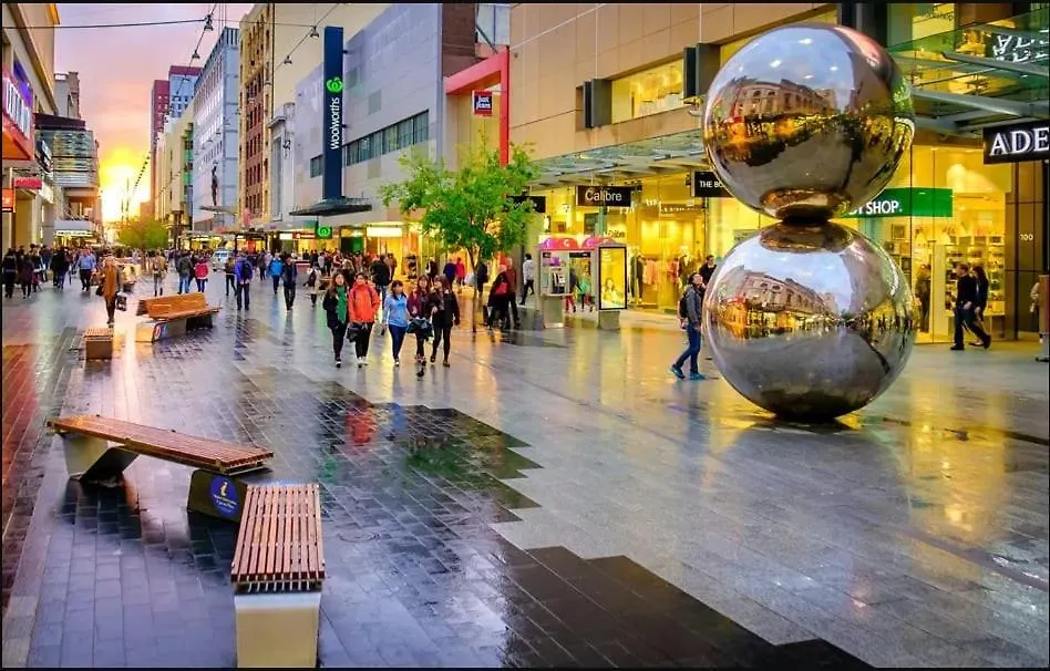 Walk To Central Market Parking Gym&Pool City View Adelaide 0*,  Australien